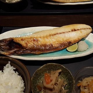____________________Grilled_mackerel_It_was_e.jpg